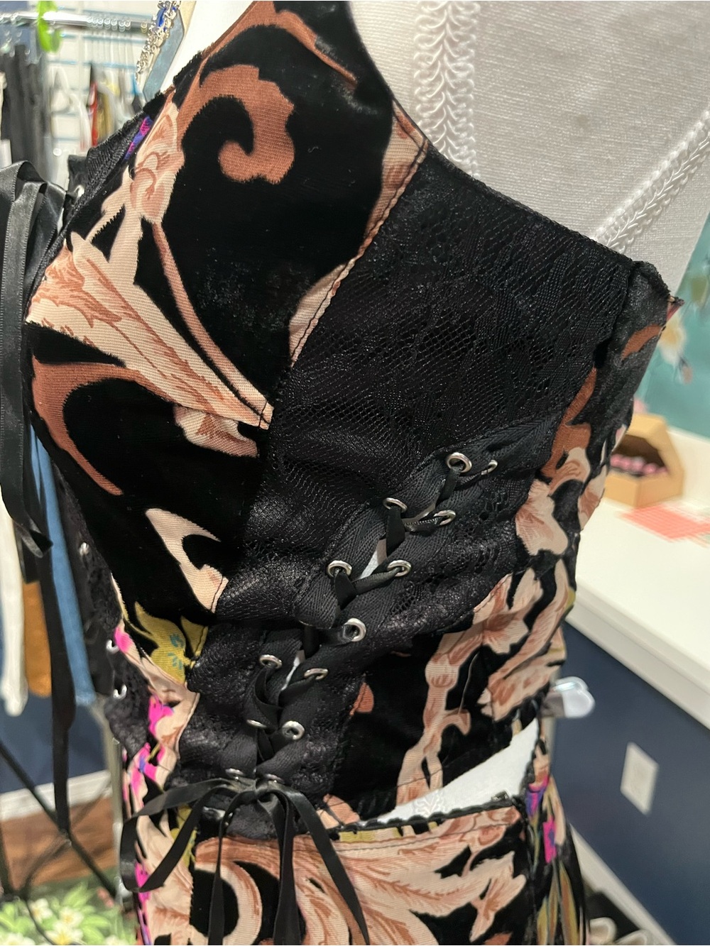 NWOT Current Mood Floral Lace-Up Velvet Top - Black & Pink - Picture 2 of 2